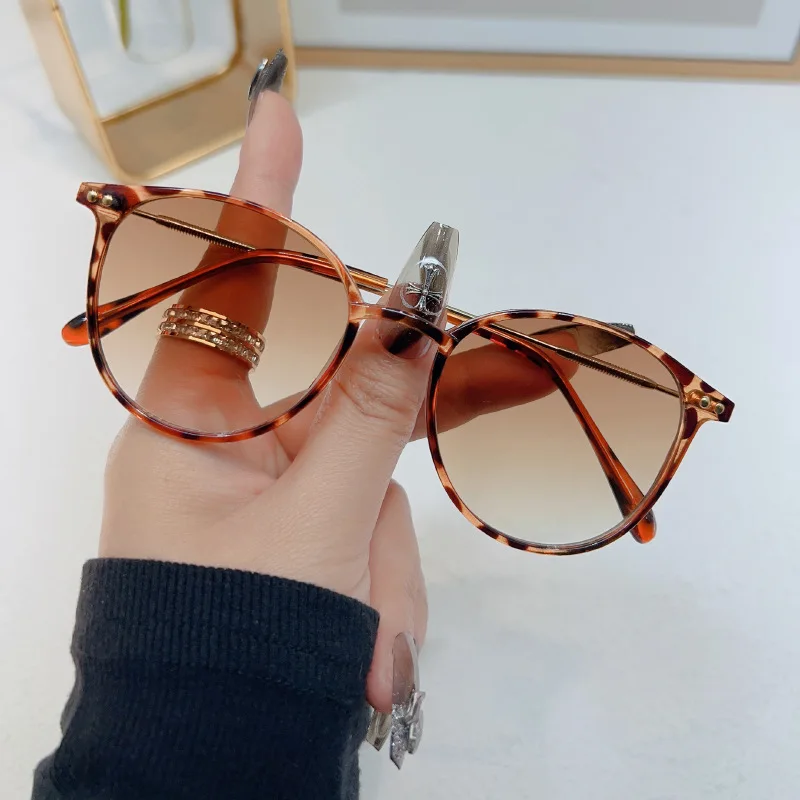 New Round Vintage Sunglasses W - مراجعة Vintage Outdoor Fashion وسعره
