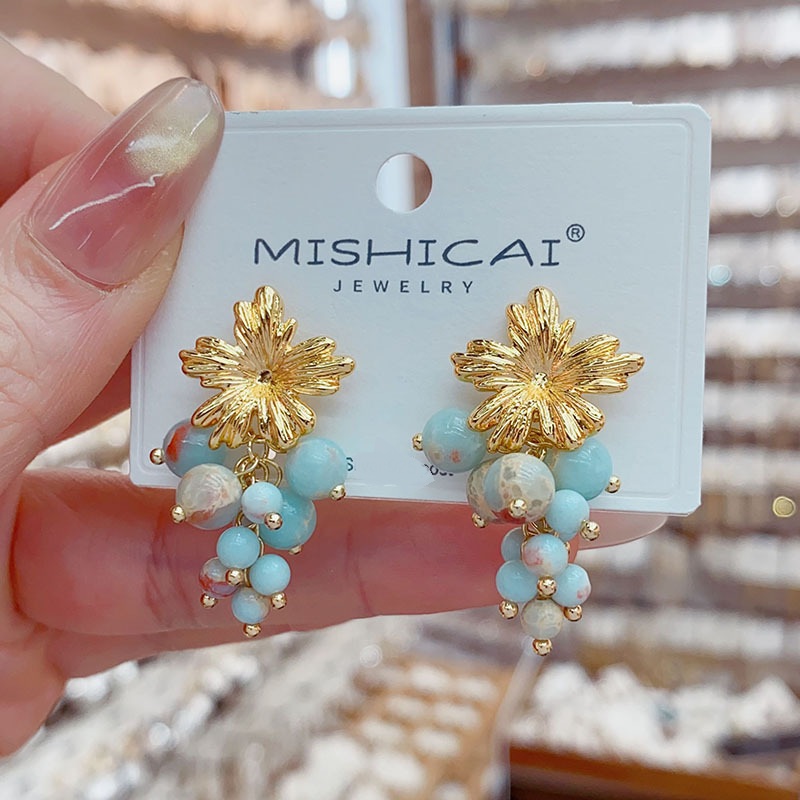Turquoise Grape Cluster Stud E - مراجعة Vintage Fashion Influencer وسعره