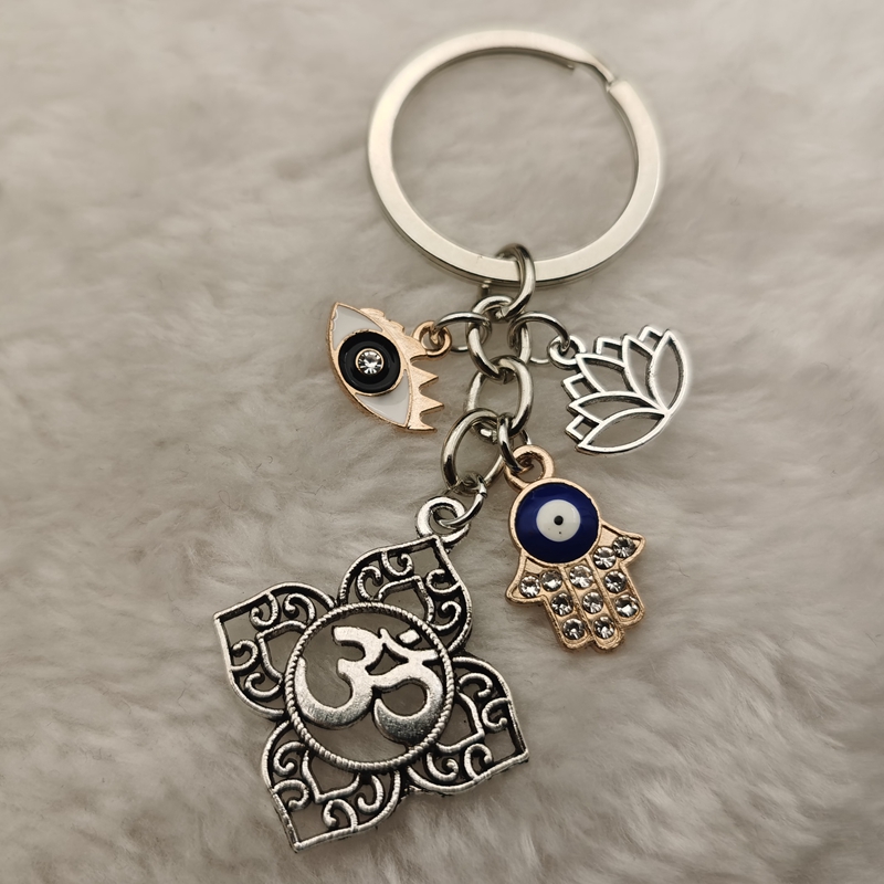 Vintage Religious Keychain Ele - مراجعة Vintage Ysl Fashion وسعره